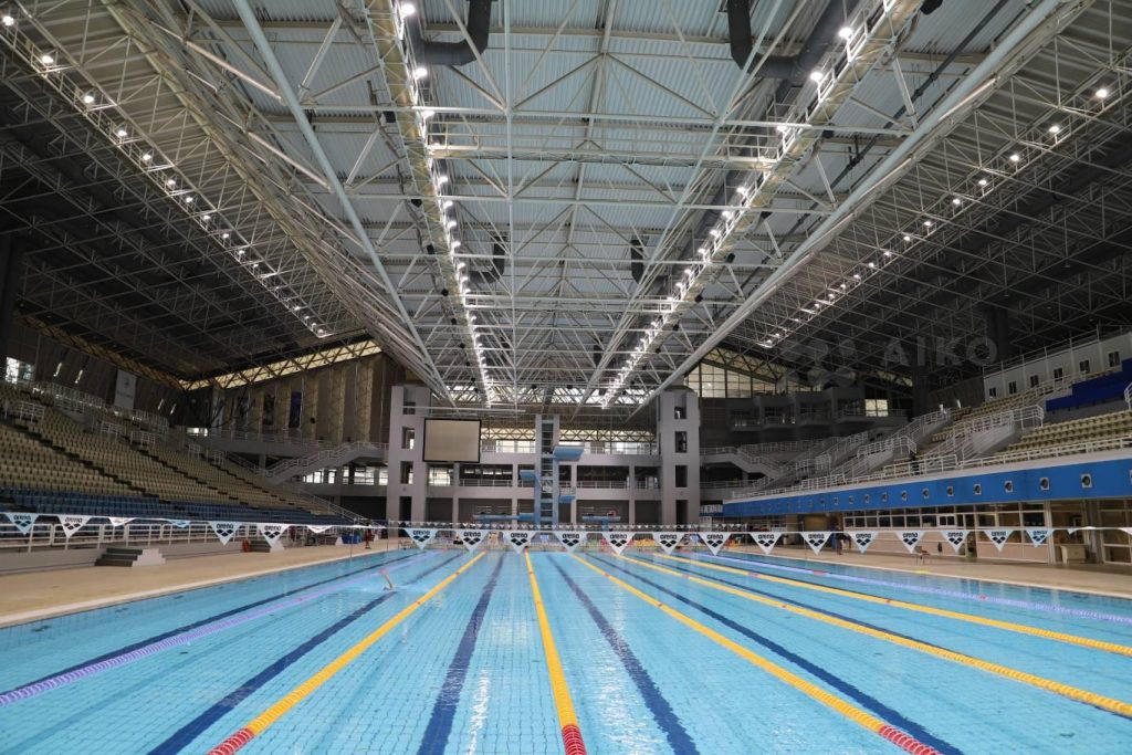 swimming pool lighting